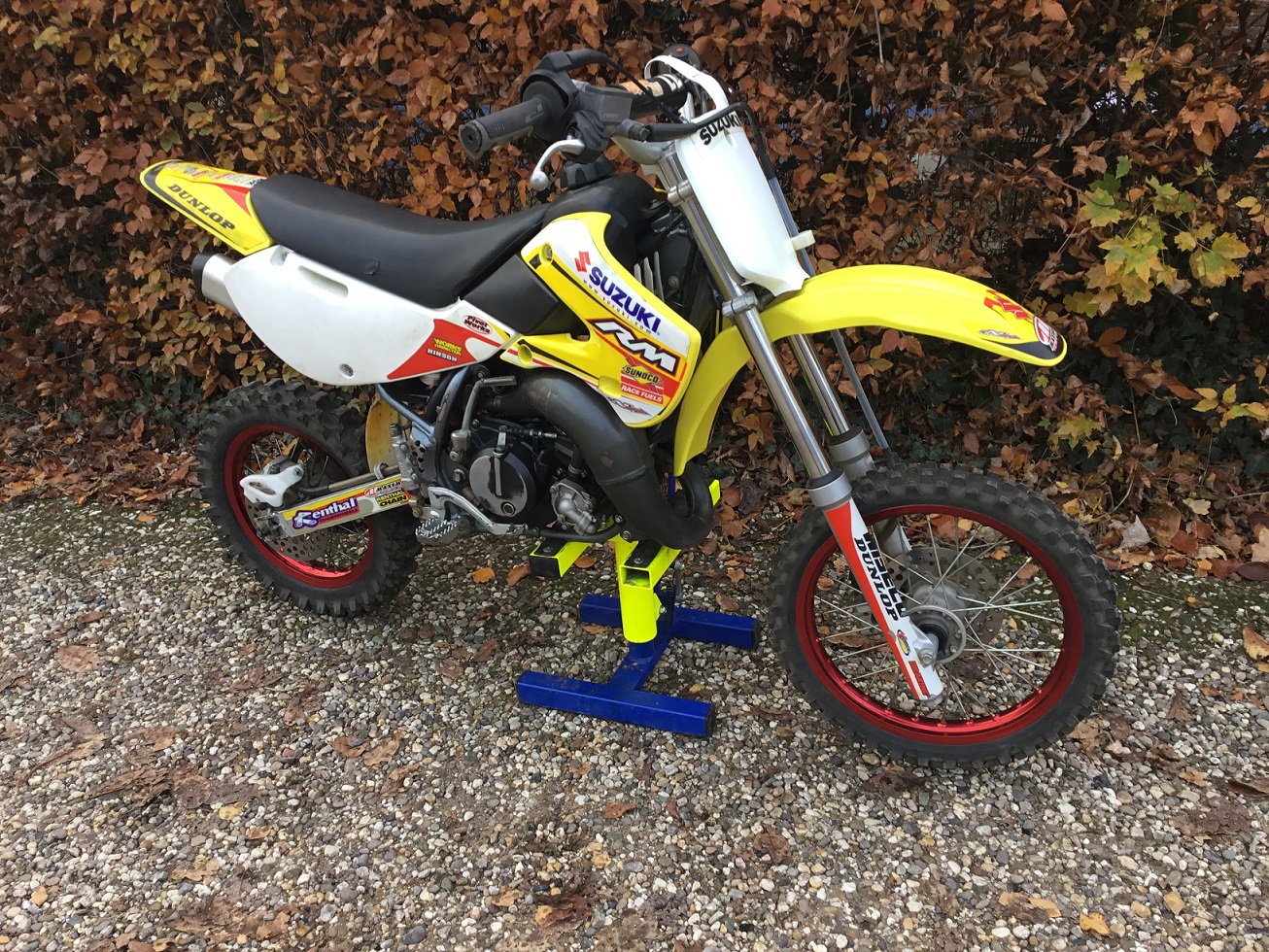 Suzuki rm 65